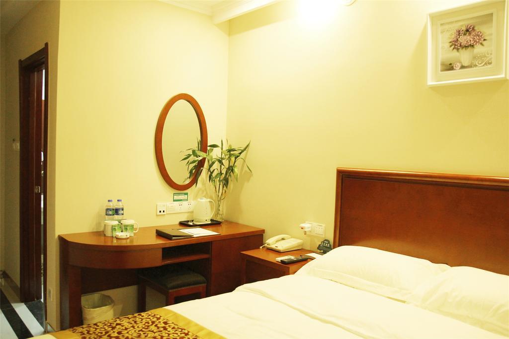 Greentree Inn Shanghai Pudong New District Shenmei East Road Express Hotel Exteriör bild